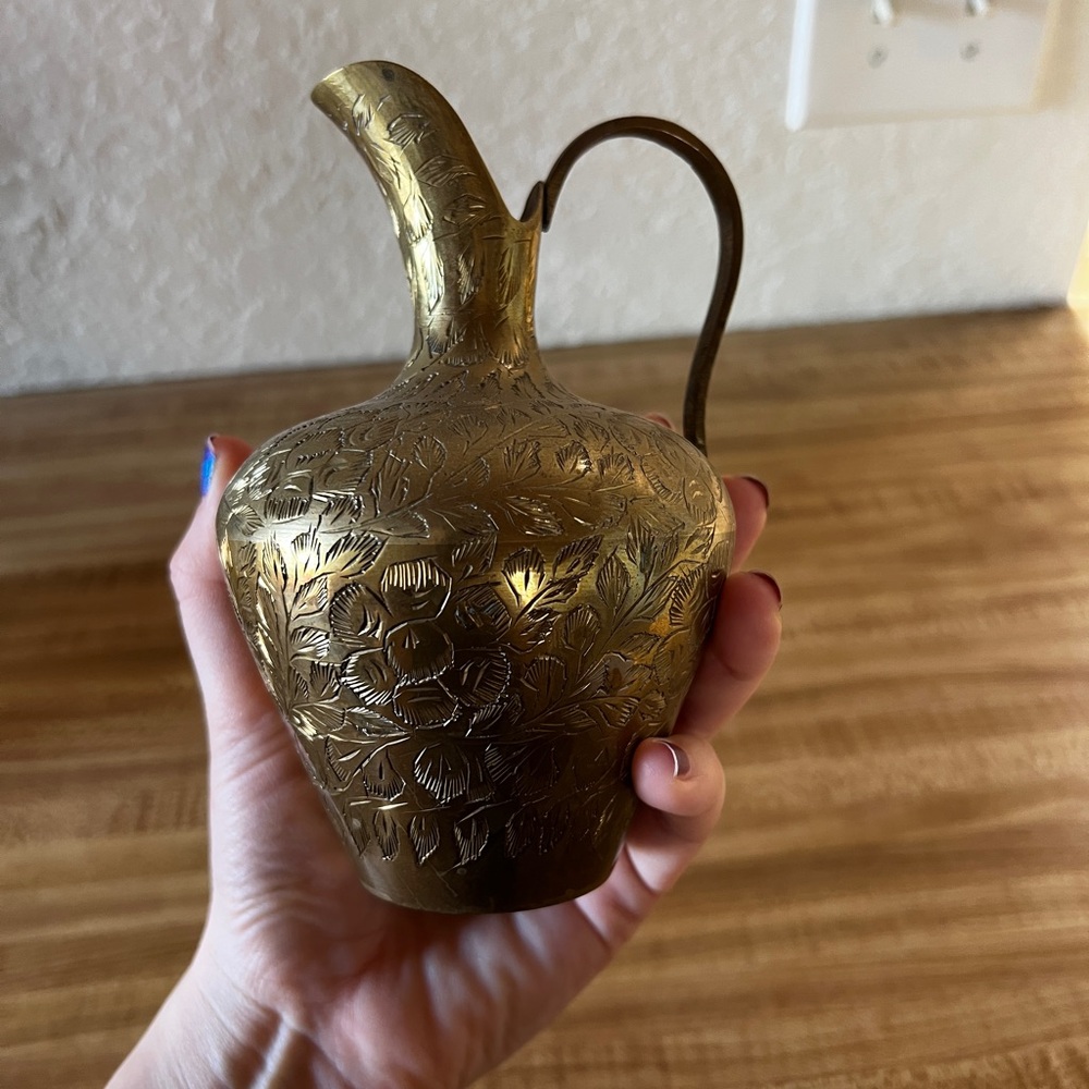 Elegant Gold Floral Etched Pitcher - Picture 2 of 2